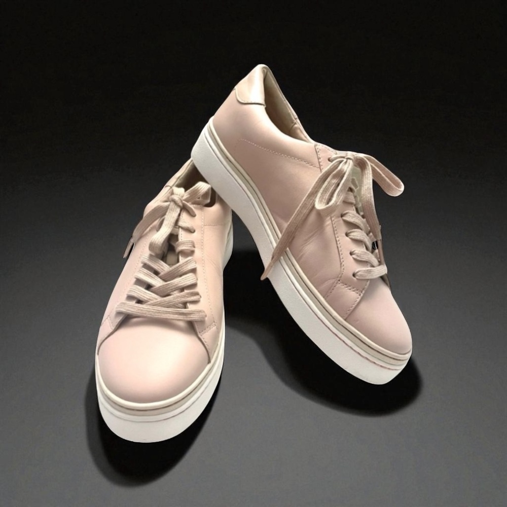 MICHAEL KORS BLUSH PINK LEATHER LACE UP SNEAKERS SIZE 10 - Picture 2 of 14